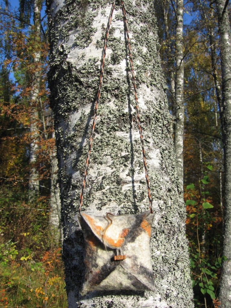 Liten axelväska